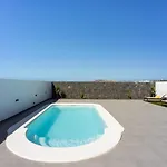 Tebar Villa *